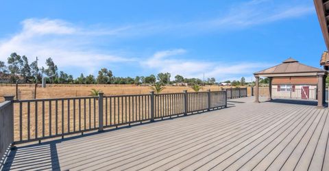8654 Bradshaw Rd, Elk Grove, CA 95624 Photo