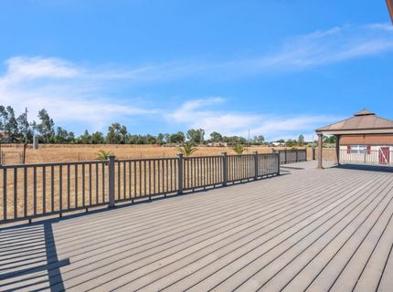 8654 Bradshaw Rd, Elk Grove, CA 95624 Photo