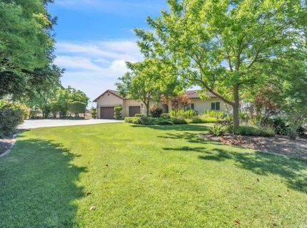 8654 Bradshaw Rd, Elk Grove, CA 95624 Photo