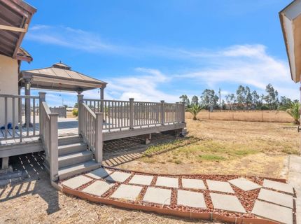 8654 Bradshaw Rd, Elk Grove, CA 95624 Photo