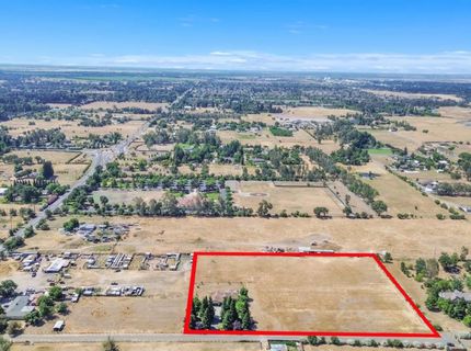 8654 Bradshaw Rd, Elk Grove, CA 95624 Photo