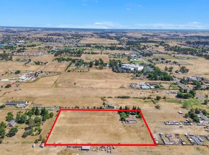 8654 Bradshaw Rd, Elk Grove, CA 95624 Photo