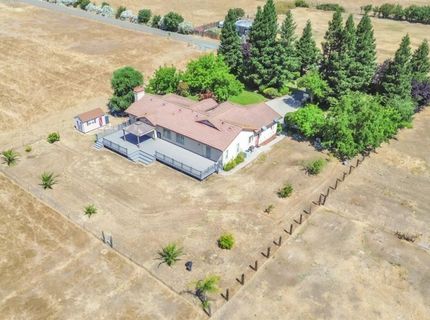 8654 Bradshaw Rd, Elk Grove, CA 95624 Photo