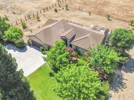 8654 Bradshaw Rd, Elk Grove, CA 95624 Photo