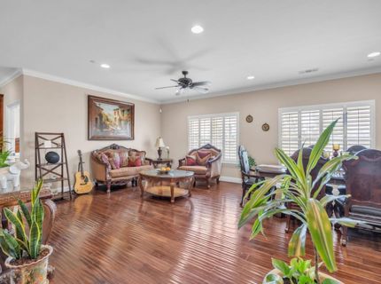 8654 Bradshaw Rd, Elk Grove, CA 95624 Photo