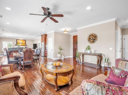 8654 Bradshaw Rd, Elk Grove, CA 95624 Photo
