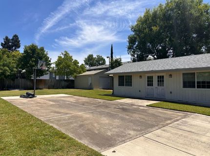 1620 Bell St, Sacramento, CA 95825 Photo