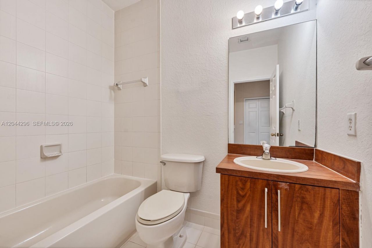 1452 SE 25th Ave , Homestead, FL 33035 Photo