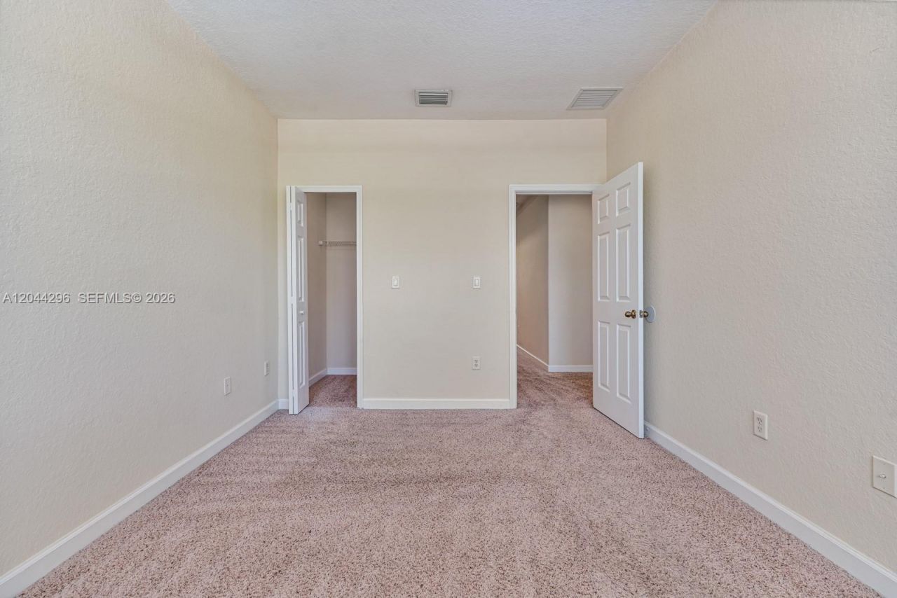 1452 SE 25th Ave , Homestead, FL 33035 Photo