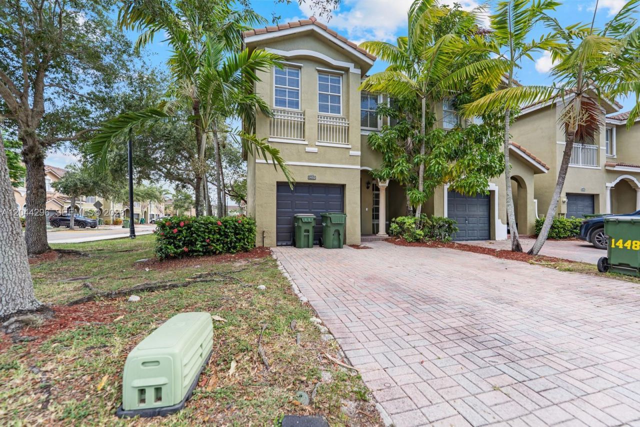 1452 SE 25th Ave , Homestead, FL 33035 Photo