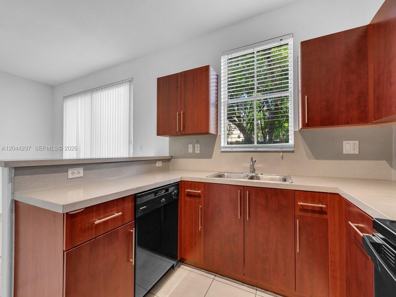 2482 SE 15th Ct , Homestead, FL 33035 Photo