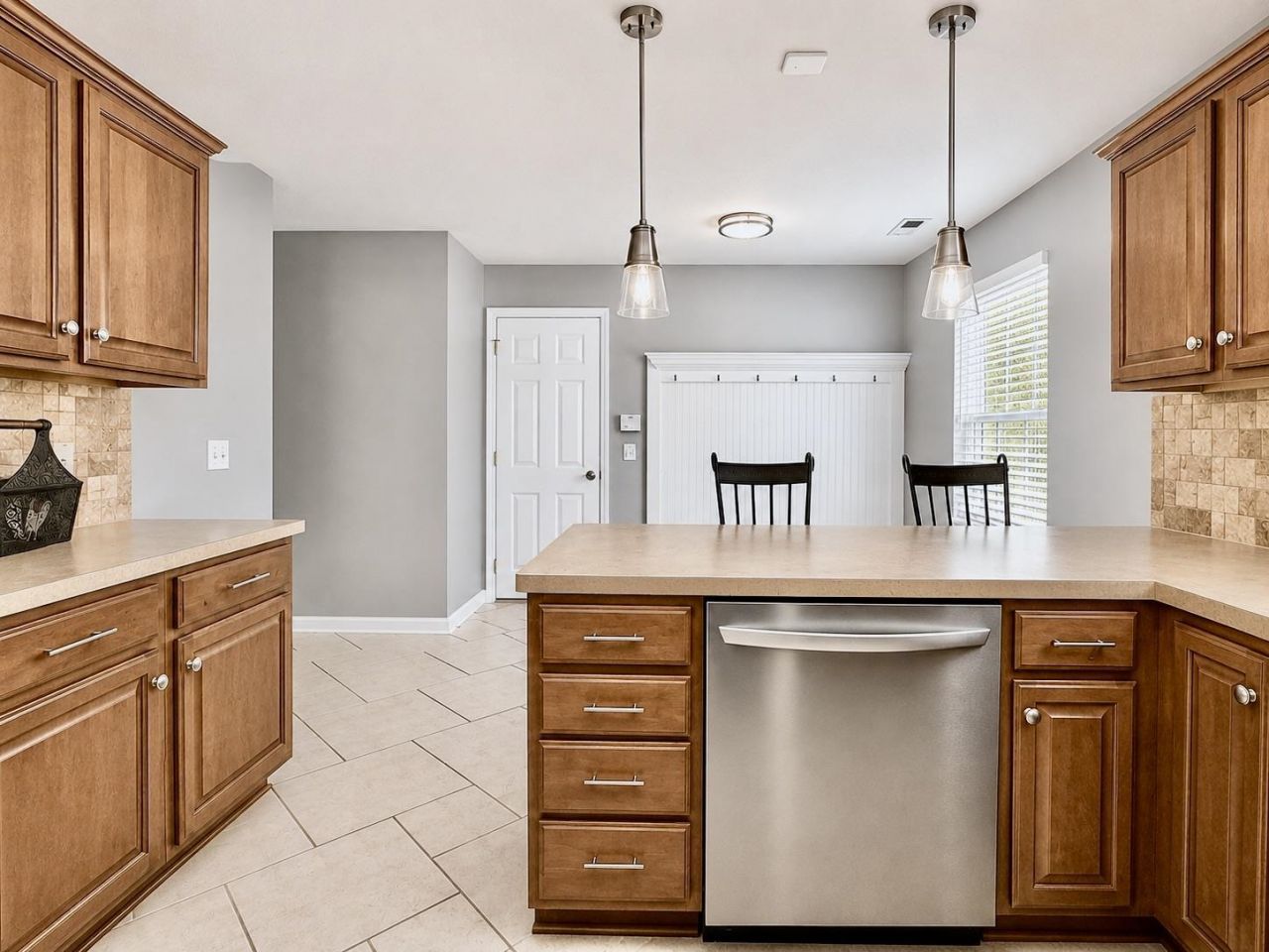746 Pepperbush Dr. Photo 15