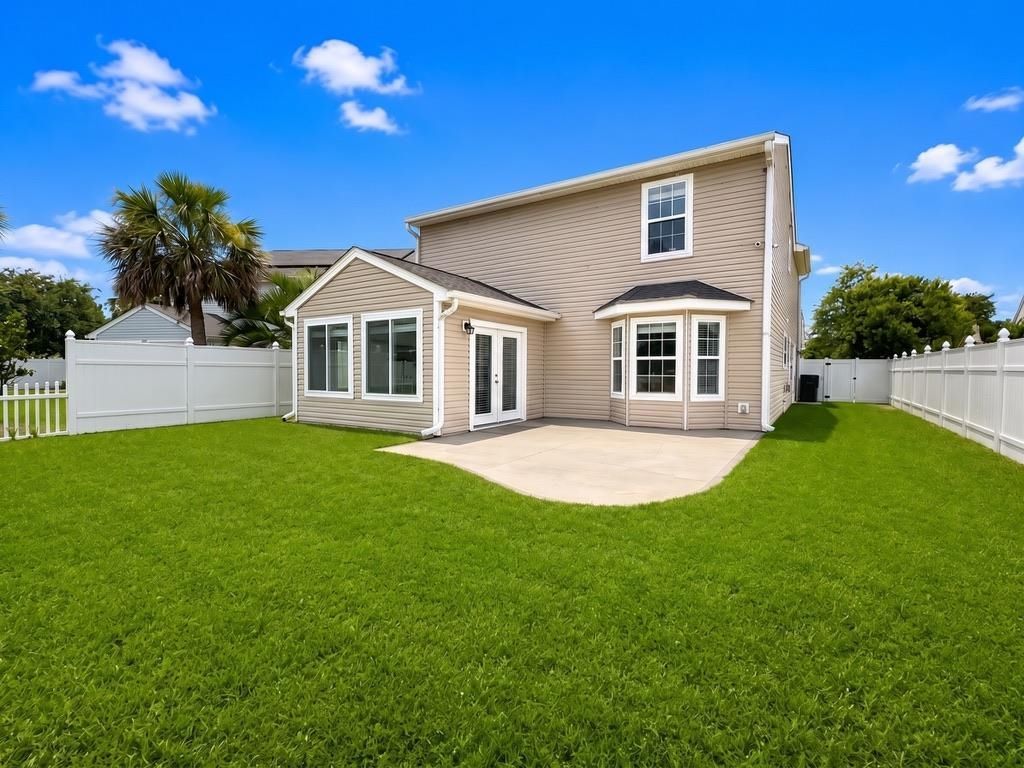 746 Pepperbush Dr. Photo 32