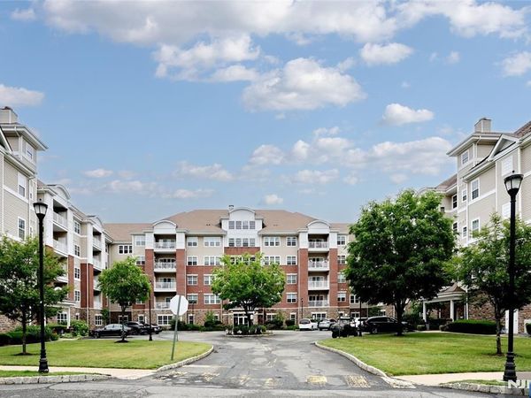 4301 Warrens Way, WANAQUE, NJ 07465