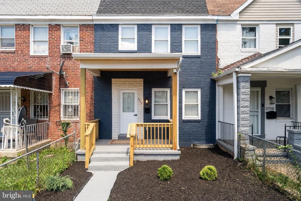 3712 Arcadia Avenue, Baltimore, MD 21215 Main Photo