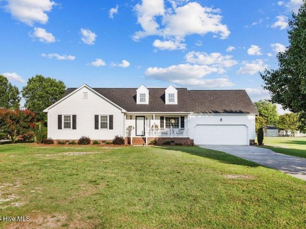 114 Trappers Run Drive , Goldsboro, NC 27530