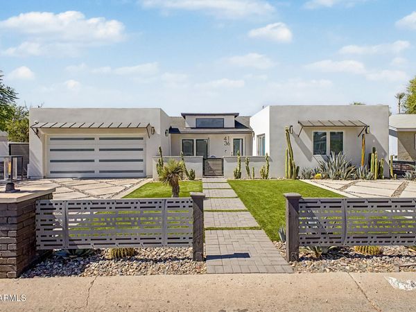 4136 E GLENROSA Avenue, Phoenix, AZ 85018