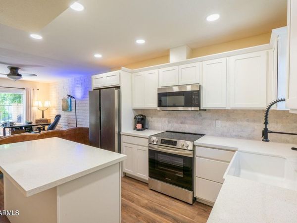 4800 N 68TH Street, Unit 313, Scottsdale, AZ 85251