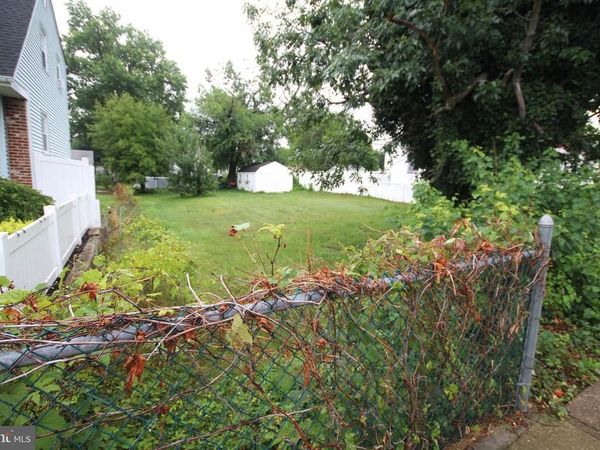 GRANT AVE, MT EPHRAIM, NJ 08059