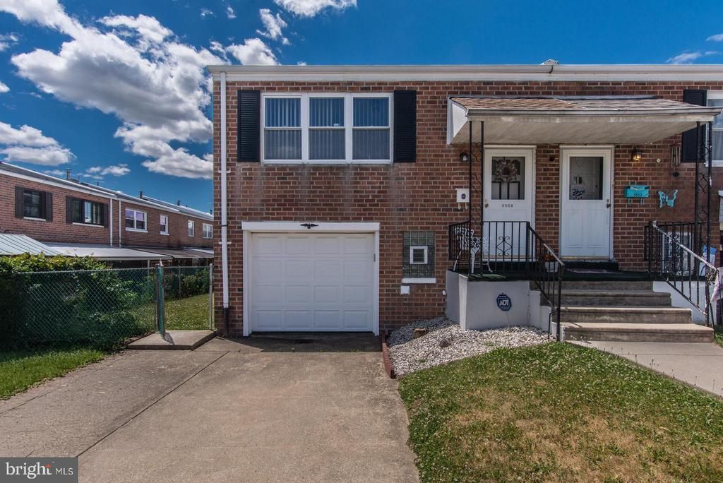 3534 Oakhill Road, Philadelphia, PA 19154 Main Photo
