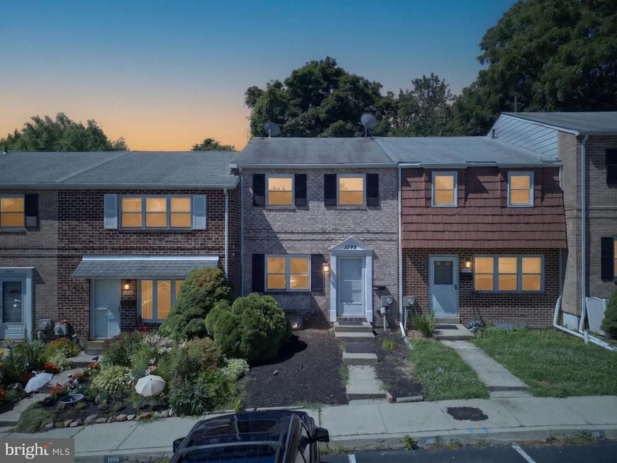 1098 Bayless Place, Norristown, PA 19403 Main Photo