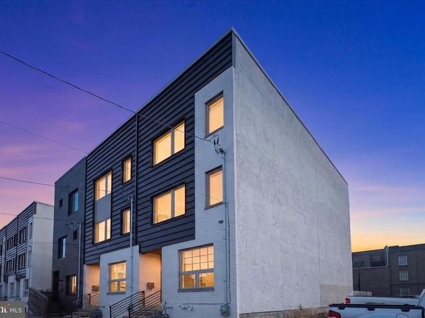 1943 E CUMBERLAND STREET , PHILADELPHIA, PA 19125
