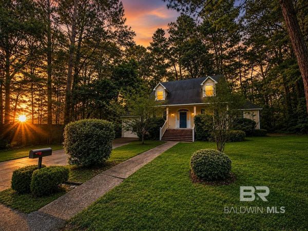 105 Blackthorne Circle, Daphne, AL 36526