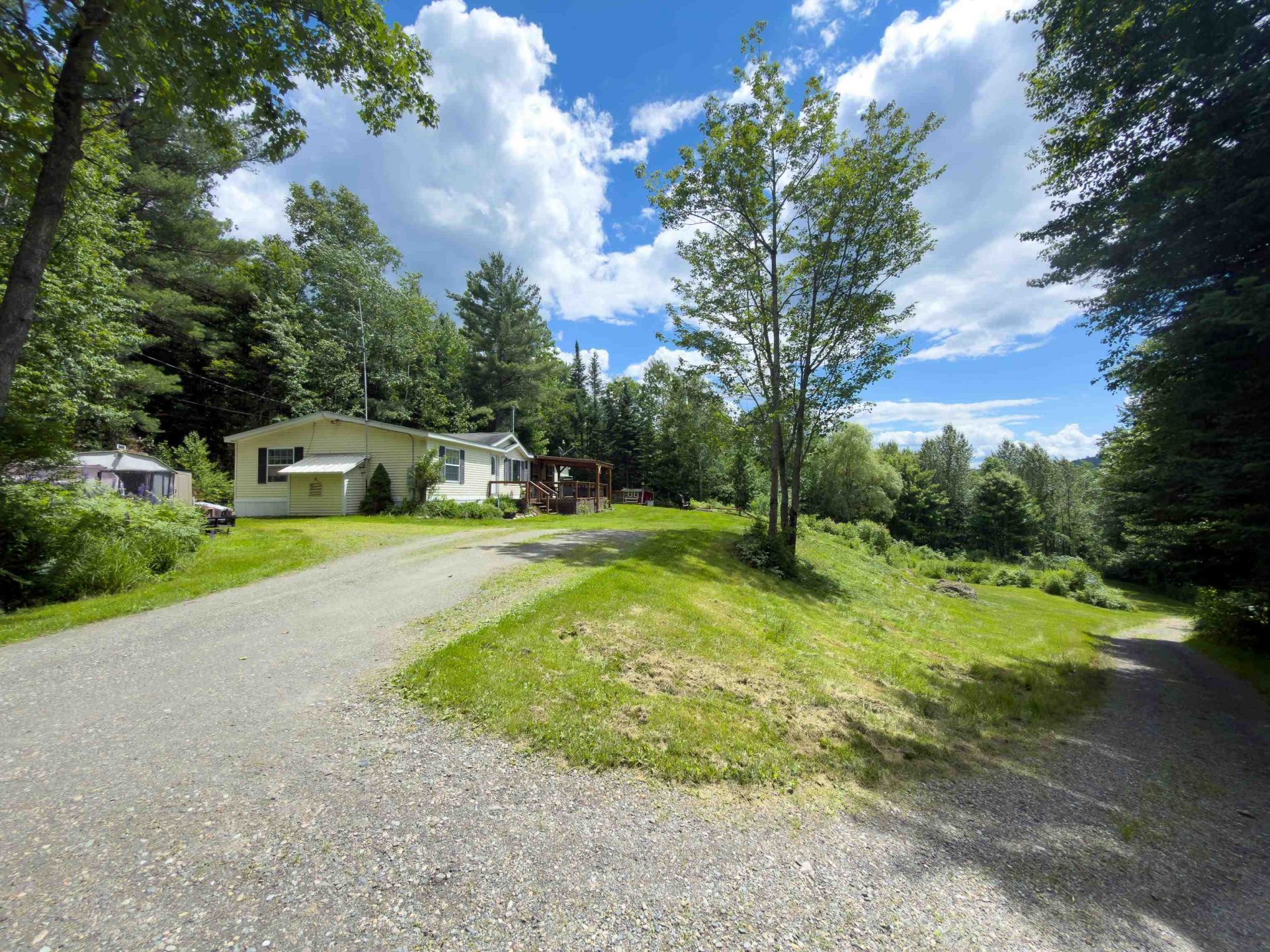 24 Varney Road, Whitefield, NH 03598 Main Photo