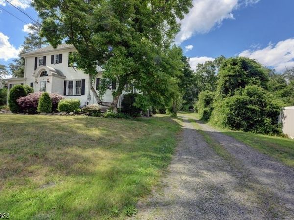 91 Minnisink Rd, Totowa, NJ 07512