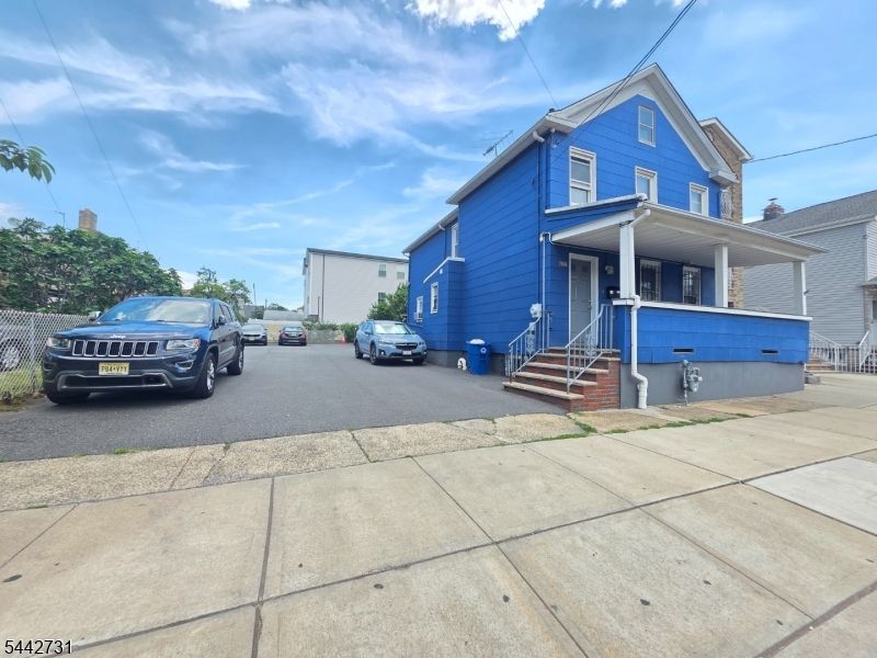 805 4th Ave, Elizabeth, NJ 07202 Main Photo