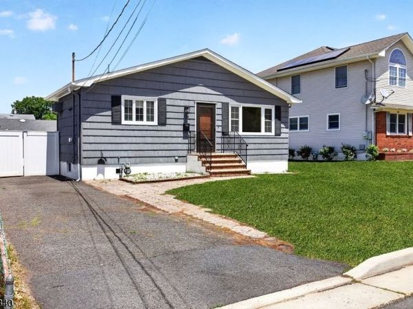 154 Tabb Ave, Piscataway, NJ 08854