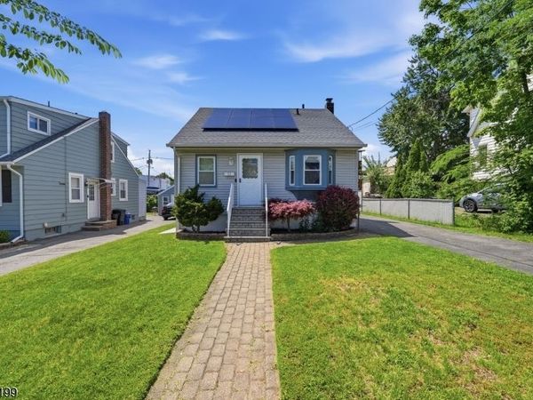 73 Charles St, Belleville, NJ 07109