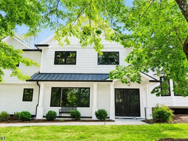 50 Mountain Ave, Warren, NJ 07059
