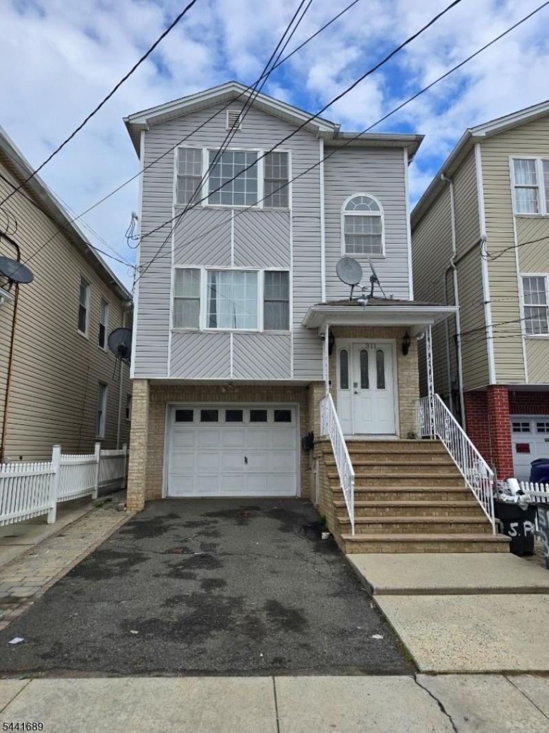 311 S Park St, Elizabeth, NJ 07206 Main Photo