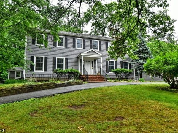 55 George St, Allendale, NJ 07401