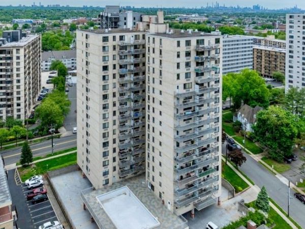 307 Prospect Ave, Unit 12E, Hackensack, NJ 07601