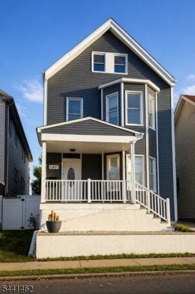 130 Chestnut St, Unit 3, Kearny, NJ 07032 Main Photo