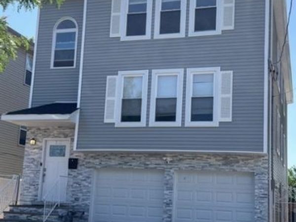 118 Burnett St, Elizabeth, NJ 07202