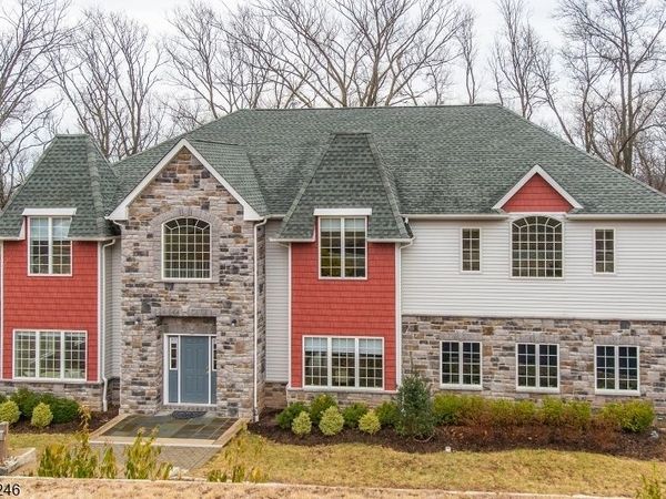 18 Puddingstone Rd, Parsippany-Troy Hills, NJ 07950
