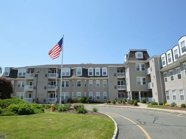 1 Jenny Lind St 16, Netcong, NJ 07857