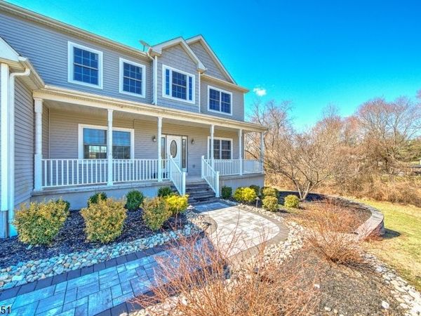 1125 Van Arsdale Dr, Branchburg, NJ 08853