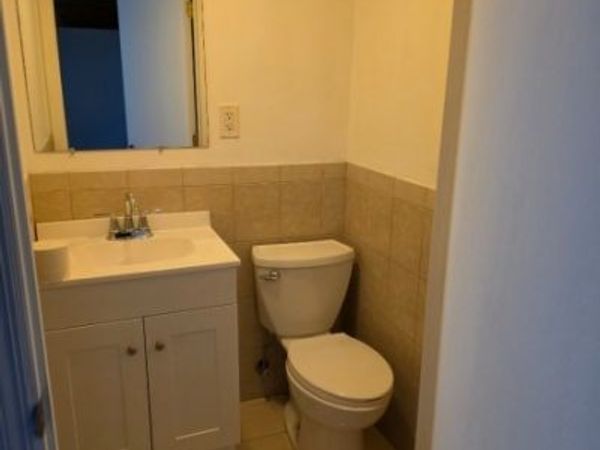 98 Craske St, Woodbridge, NJ 07095