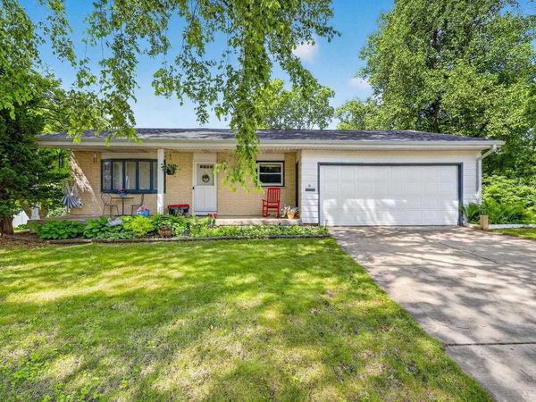 18 Ellie Circle, Madison, WI 53714