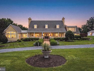 10590 MOUNTAIN SHADOW LANE, MARSHALL, VA 20115