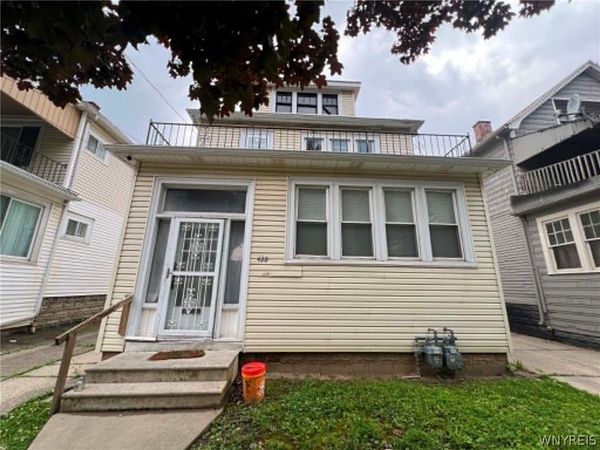 422 Moselle Street , Buffalo, NY 14215