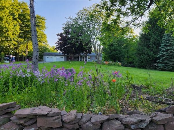 7383 Lakeside Road, Ontario, NY 14519