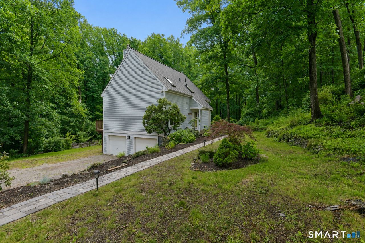 99 Cook, Prospect, CT 06712 Main Photo