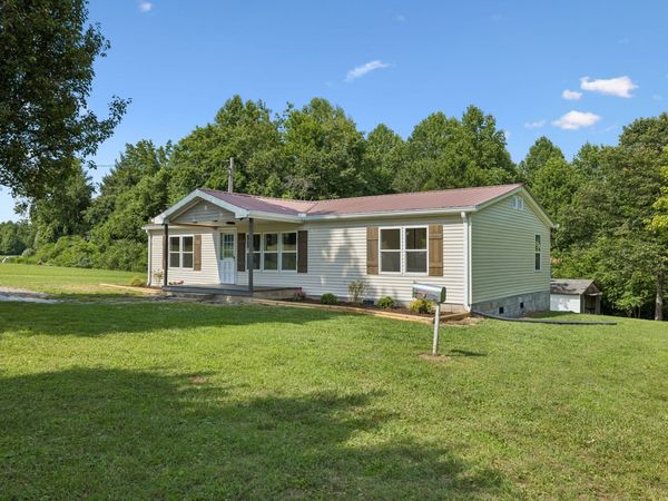 5219 Hancock Rd , Silver Point, TN 38582
