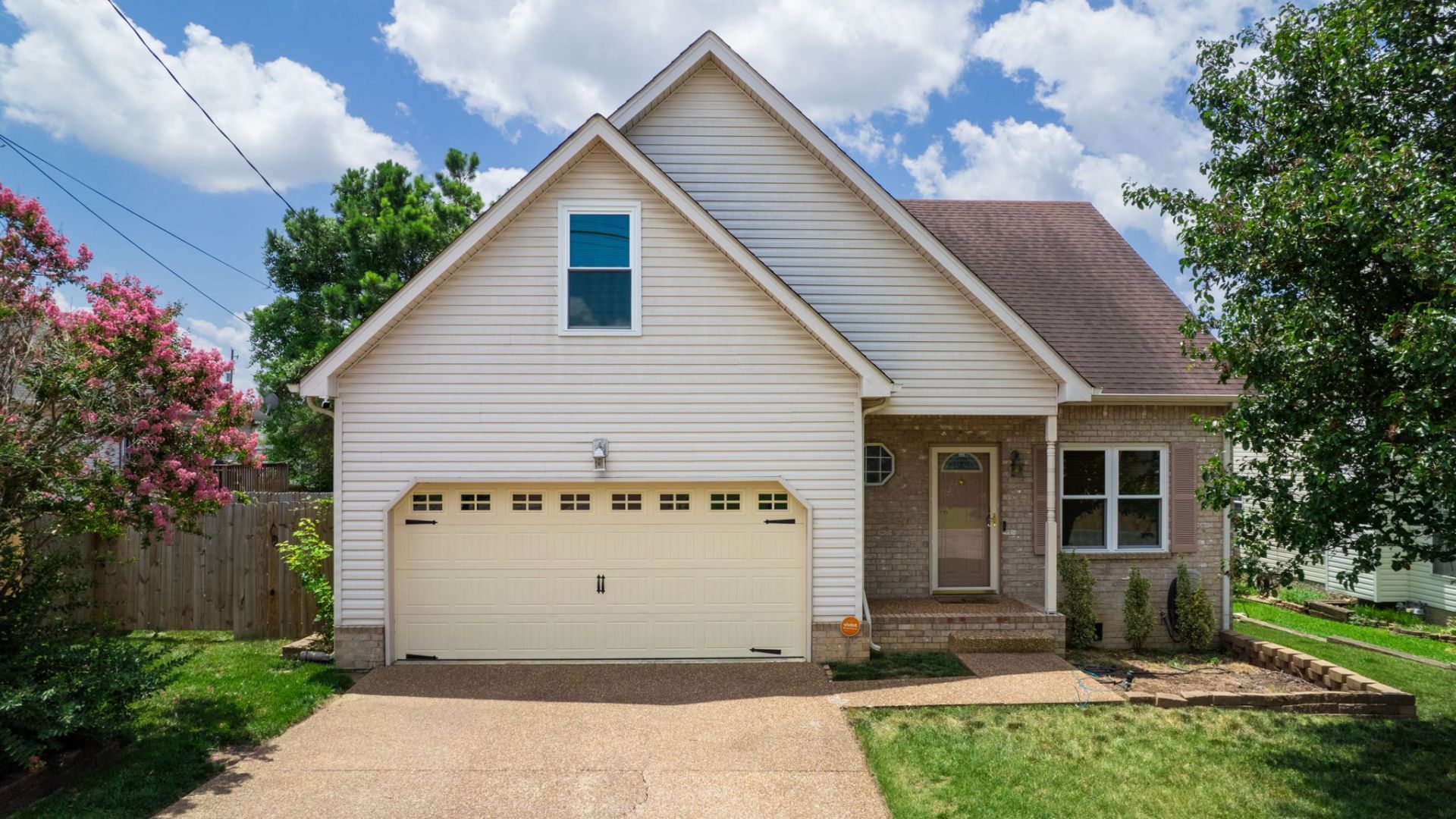 5328 Sunnyvale Dr, Antioch, TN 37013 Main Photo