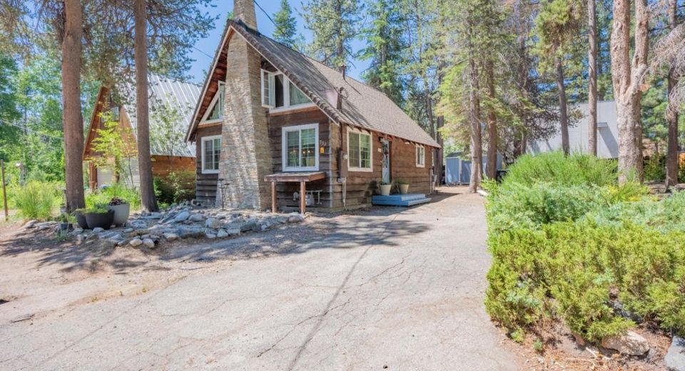 952 Linda Avenue, South Lake Tahoe, CA 96150 Photo